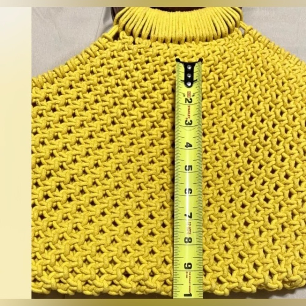 NWT Yellow Urban Outfitters Large Wood Handle Macrame Tote Bag. - Picture 8 of 8